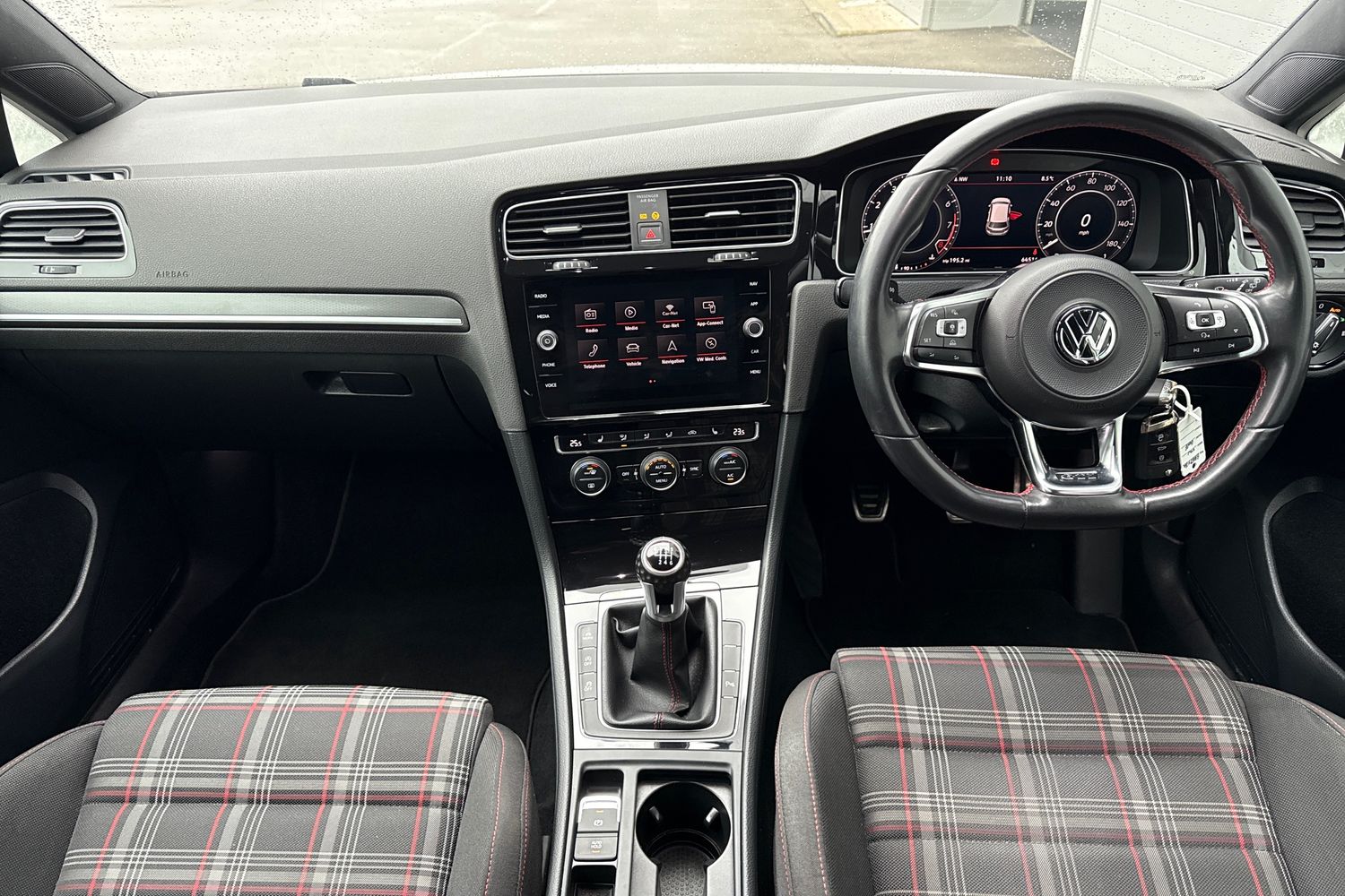 Used Volkswagen Golf 2017 for sale - 77006822: Photo 45