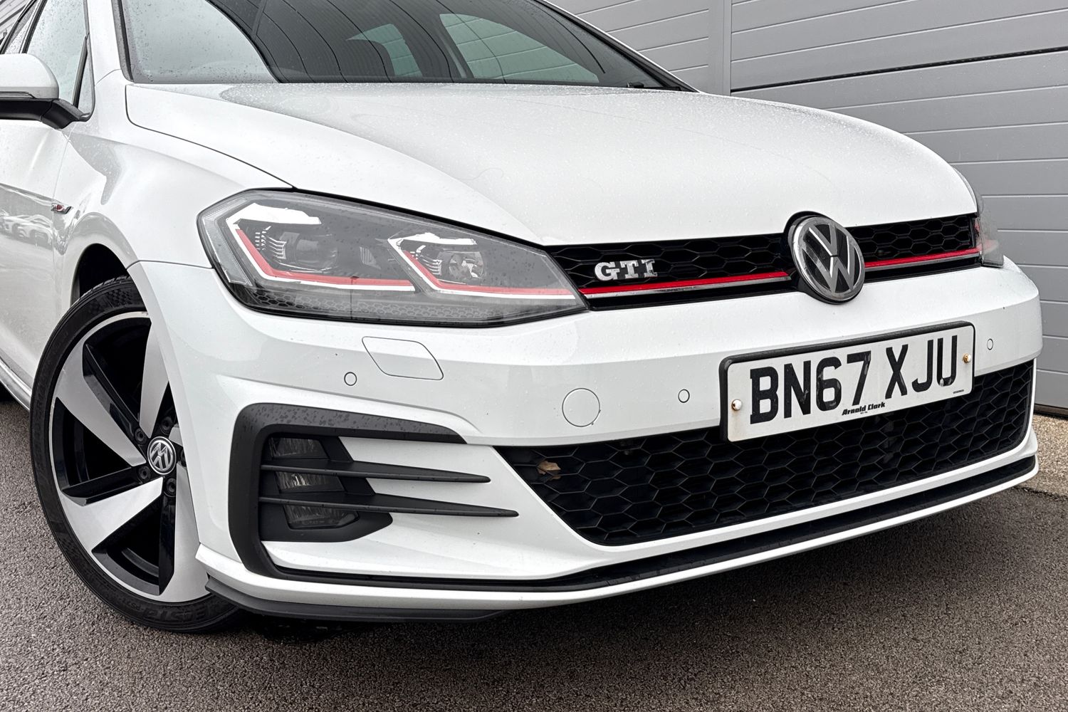 Used Volkswagen Golf 2017 for sale - 77006822: Photo 9