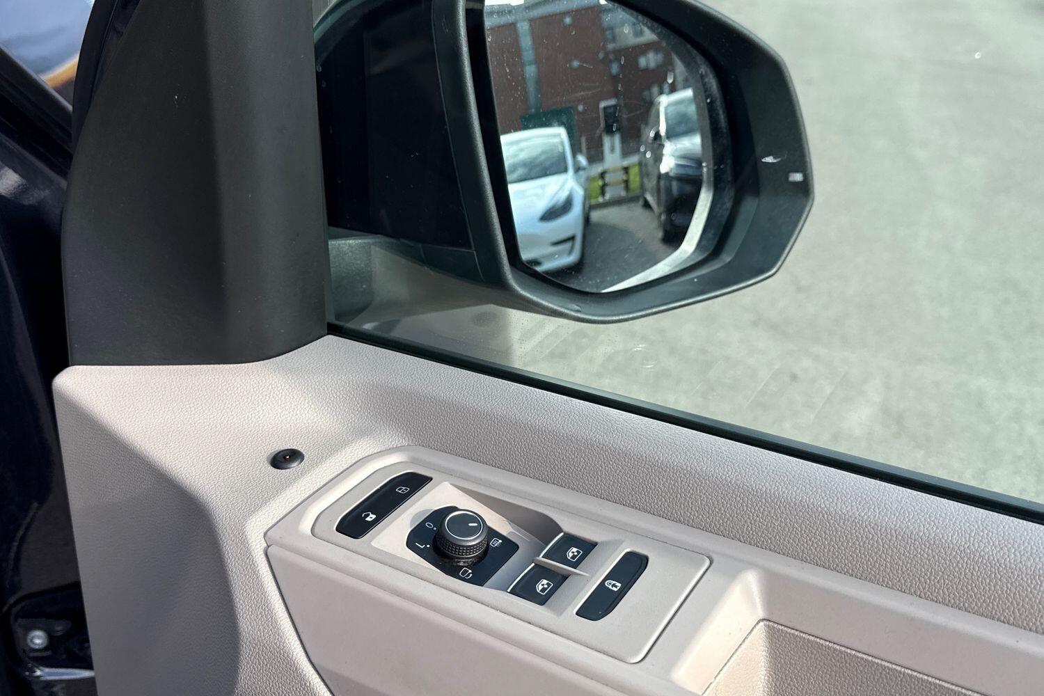 Used Volkswagen Multivan 2022 for sale - 77820298: Photo 39