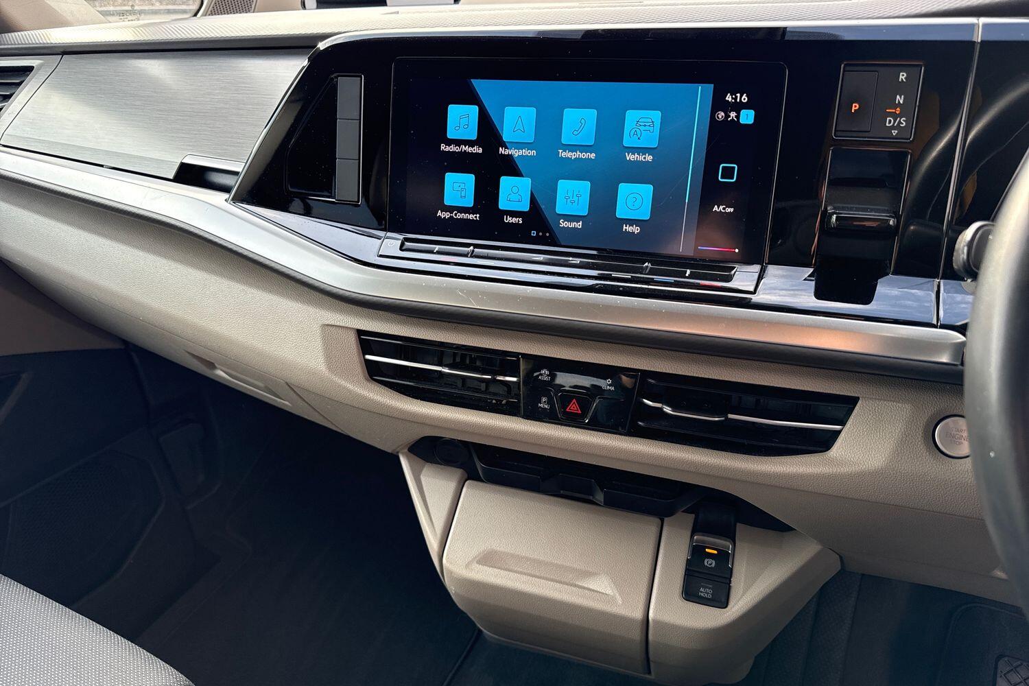 Used Volkswagen Multivan 2022 for sale - 77820298: Photo 48