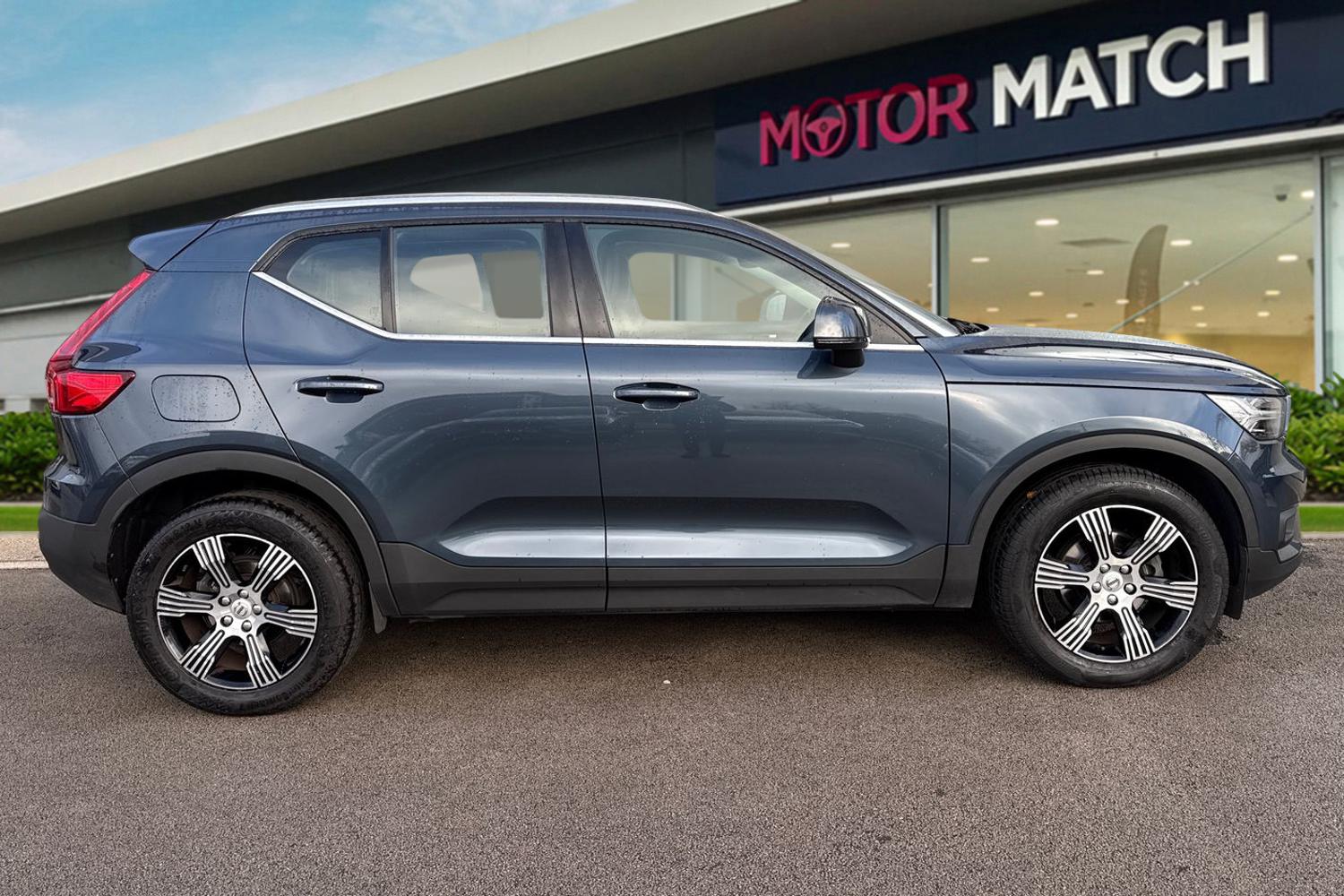 Used Volvo XC40 2021 for sale - 76805278: Photo 3
