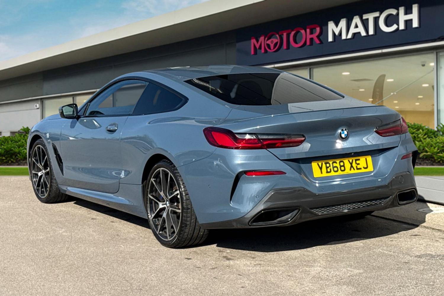 Used BMW 8 Series 2018 for sale - 77935613: Photo 2