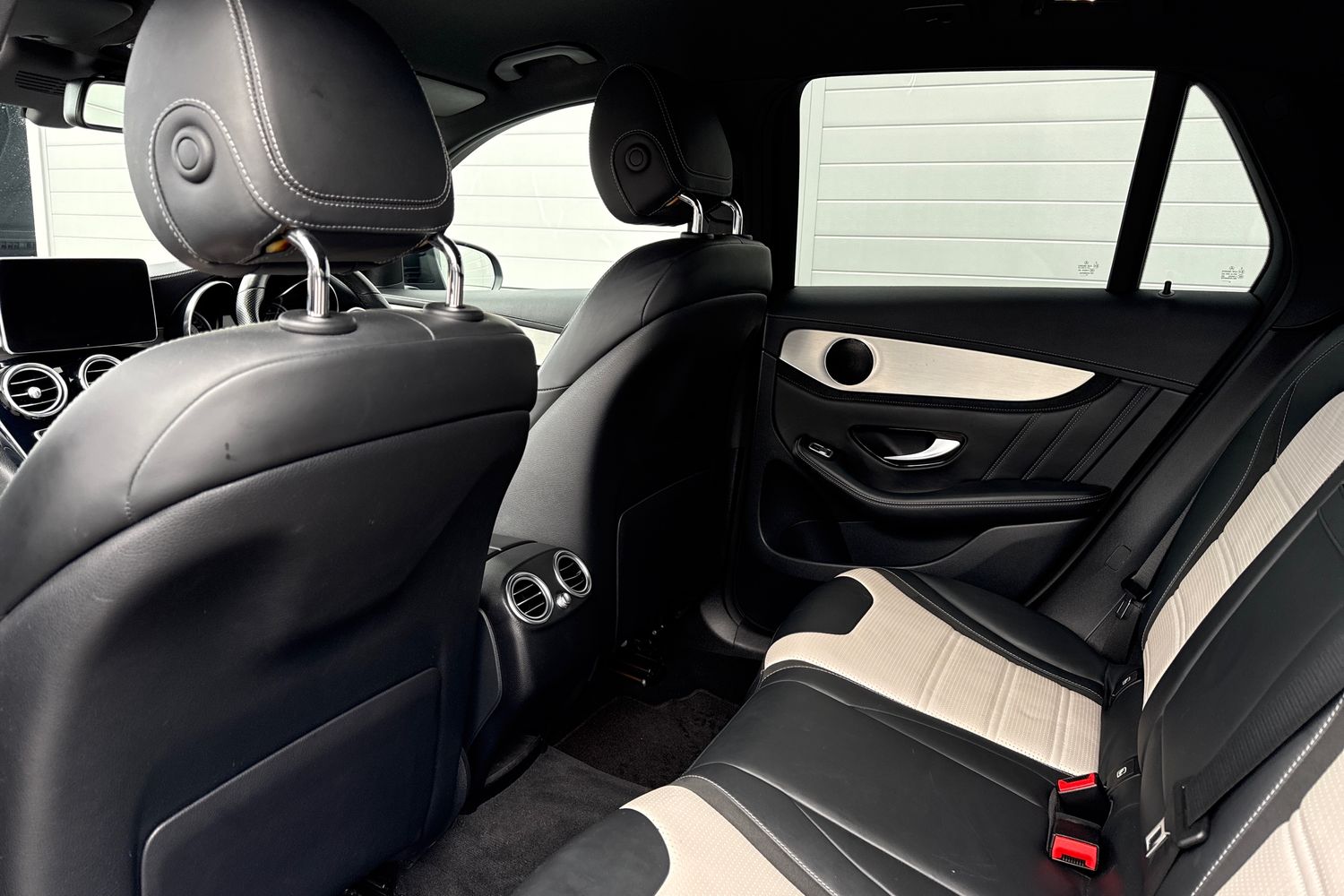 Used Mercedes-Benz GLC 2019 for sale - 77334317: Photo 39