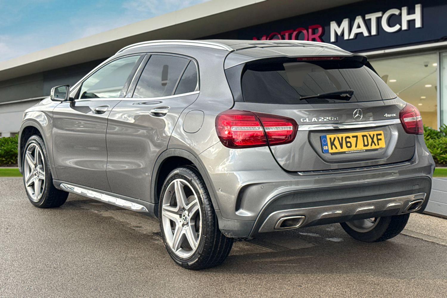 Used Mercedes-Benz GLA 2017 for sale - 76334392: Photo 2