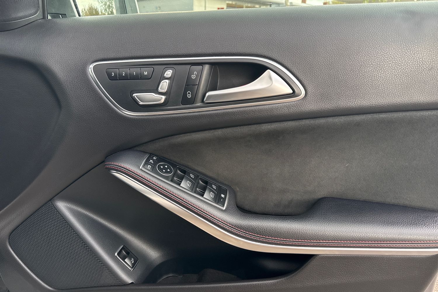 Used Mercedes-Benz GLA 2017 for sale - 76334392: Photo 21