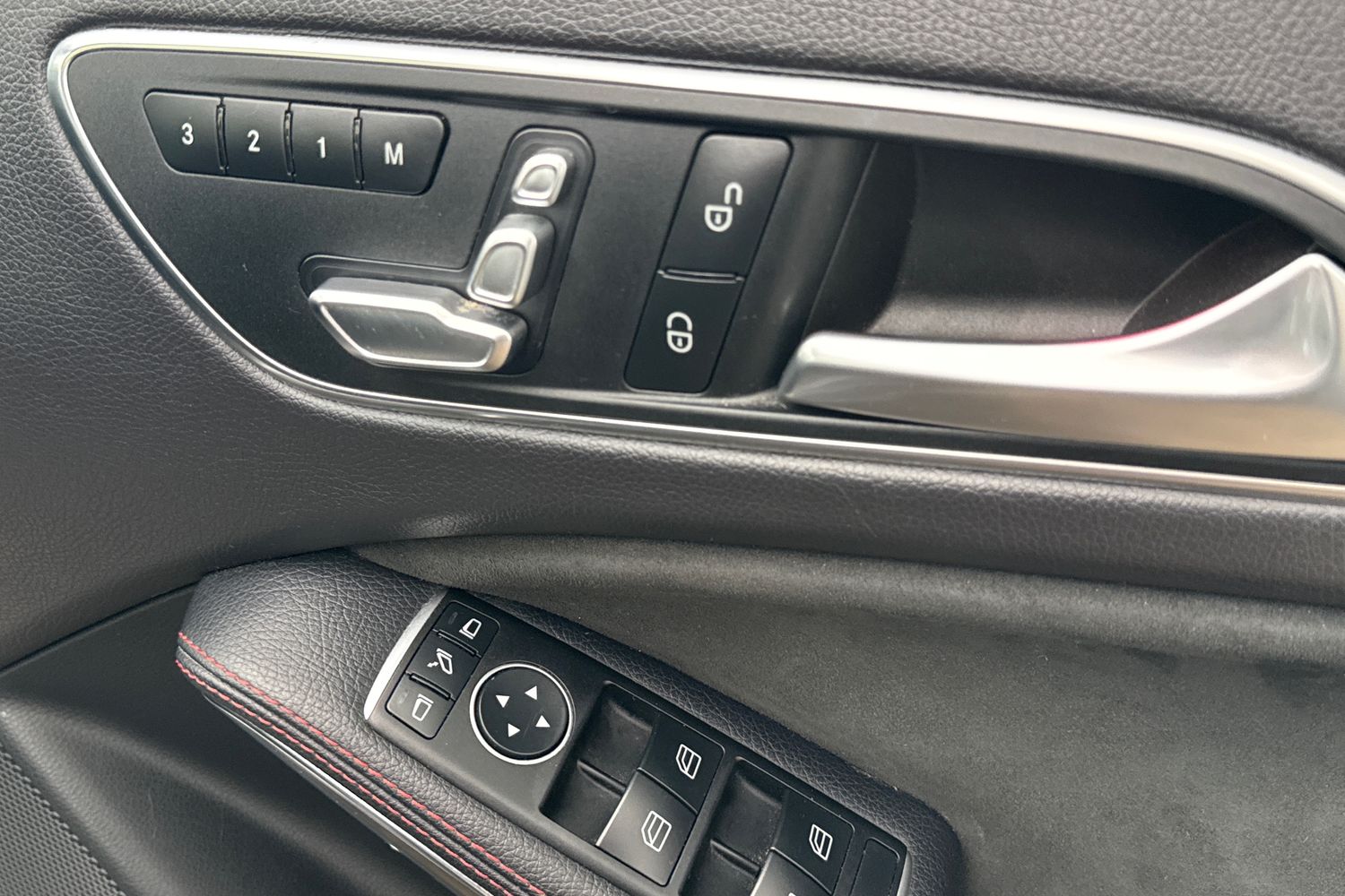 Used Mercedes-Benz GLA 2017 for sale - 76334392: Photo 41
