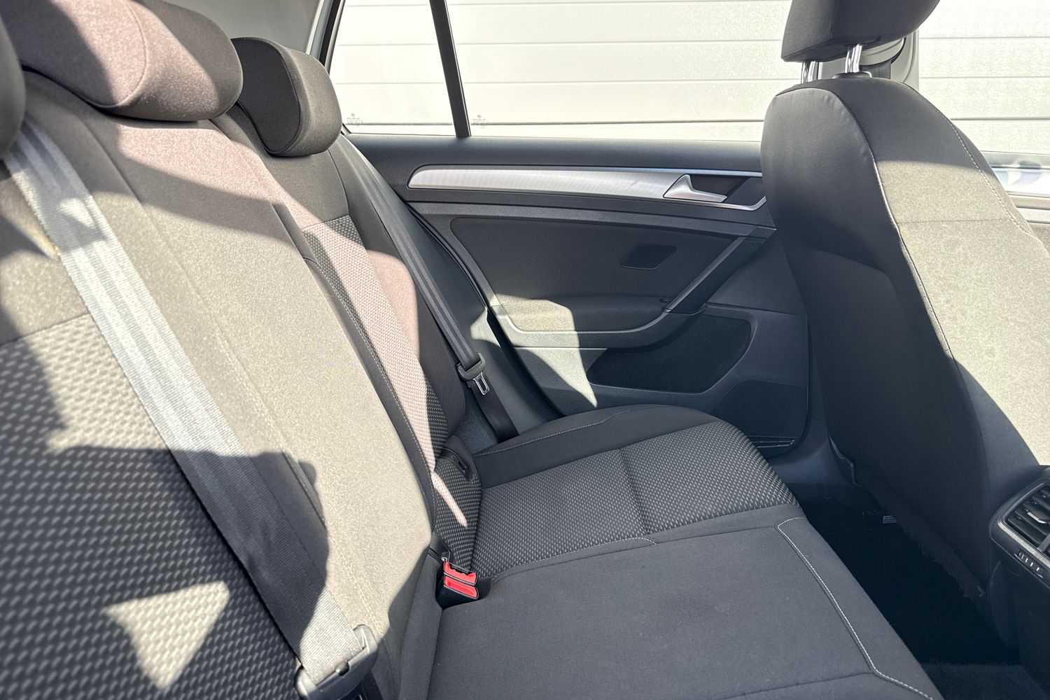 Used Volkswagen Golf 2018 for sale - 76495147: Photo 32