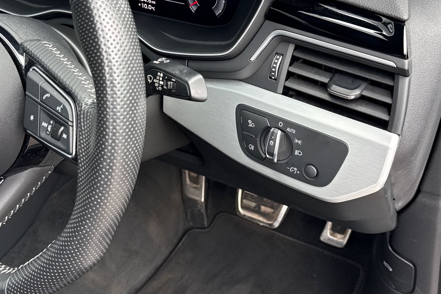 Used Audi A4 2020 for sale - 77996555: Photo 39