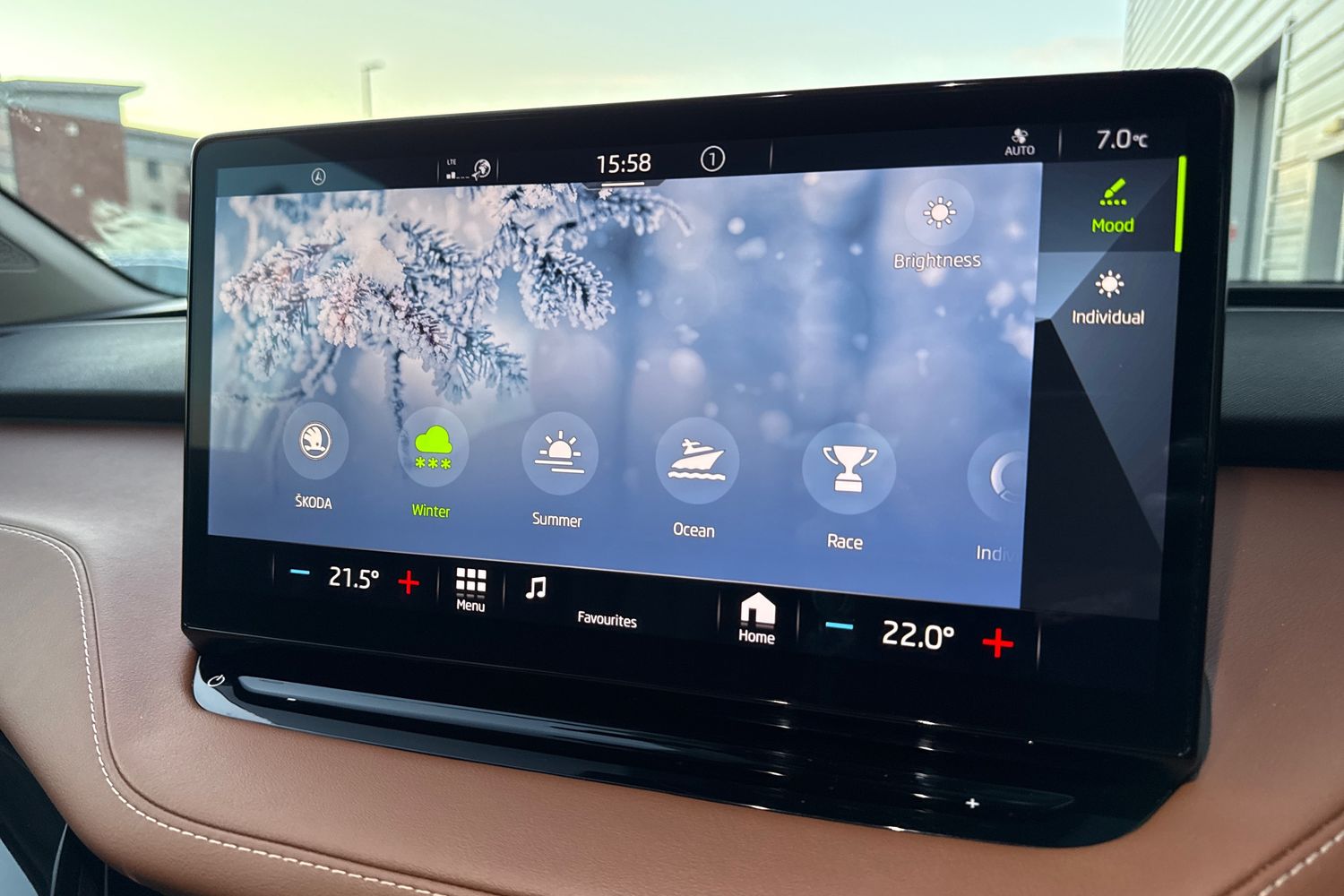 Used Skoda Enyaq 2023 for sale - 77334355: Photo 45