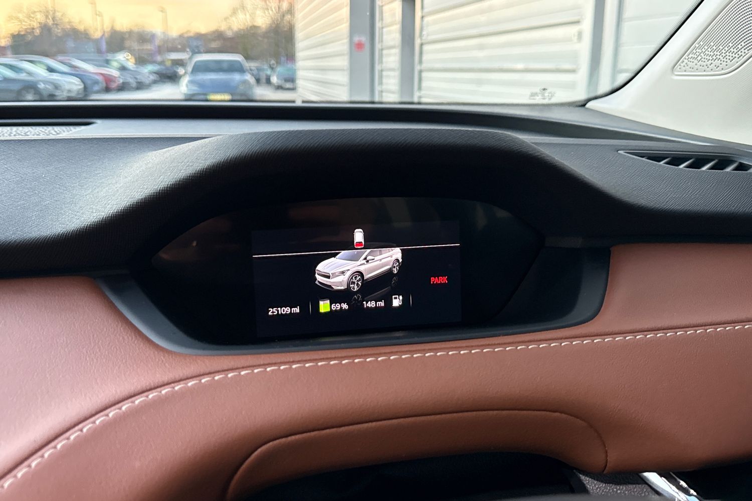 Used Skoda Enyaq 2023 for sale - 77334355: Photo 54