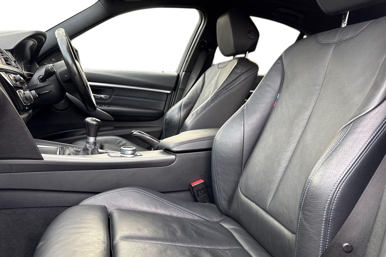 Used BMW 3 Series 2018 for sale - 76346454: Photo 16