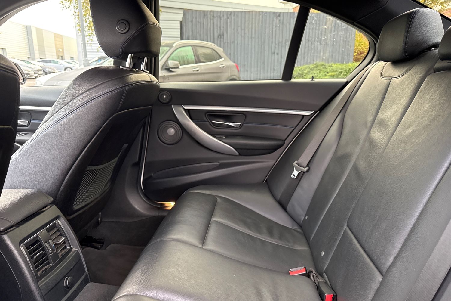 Used BMW 3 Series 2018 for sale - 76346454: Photo 34