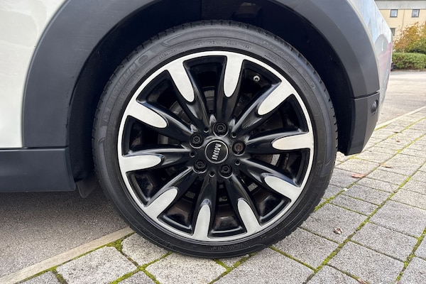 Used MINI Hatch 2019 for sale - 76224749: Photo 13