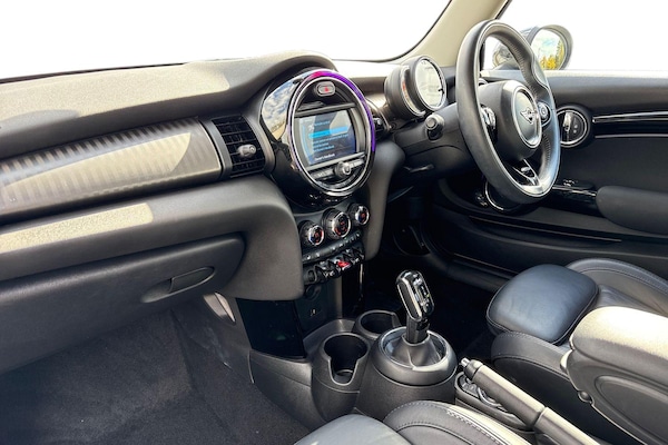 Used MINI Hatch 2019 for sale - 76224749: Photo 15