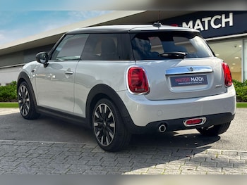 Used MINI Hatch 2019 for sale - 76224749: Photo 2