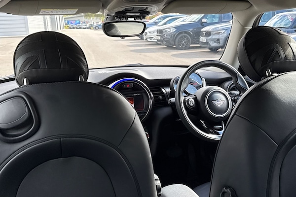 Used MINI Hatch 2019 for sale - 76224749: Photo 31