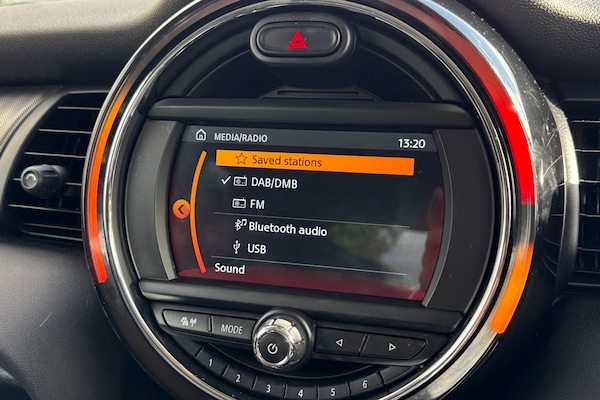 Used MINI Hatch 2019 for sale - 76224749: Photo 41