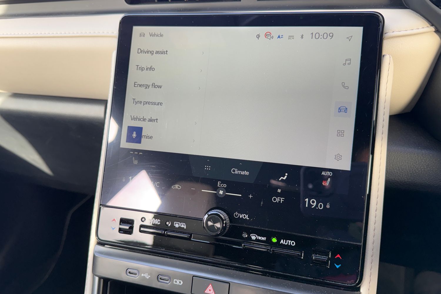 Used Lexus LBX 2025 for sale - 77733656: Photo 42