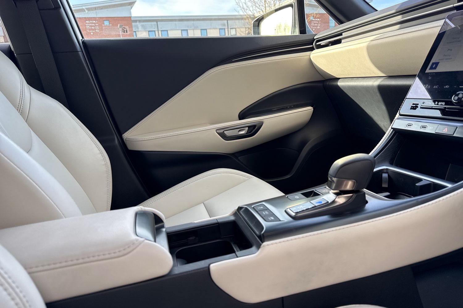 Used Lexus LBX 2025 for sale - 77733656: Photo 59