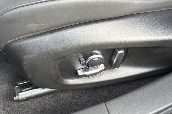 Used Jaguar I-Pace 2023 for sale - 76300420: Photo 32