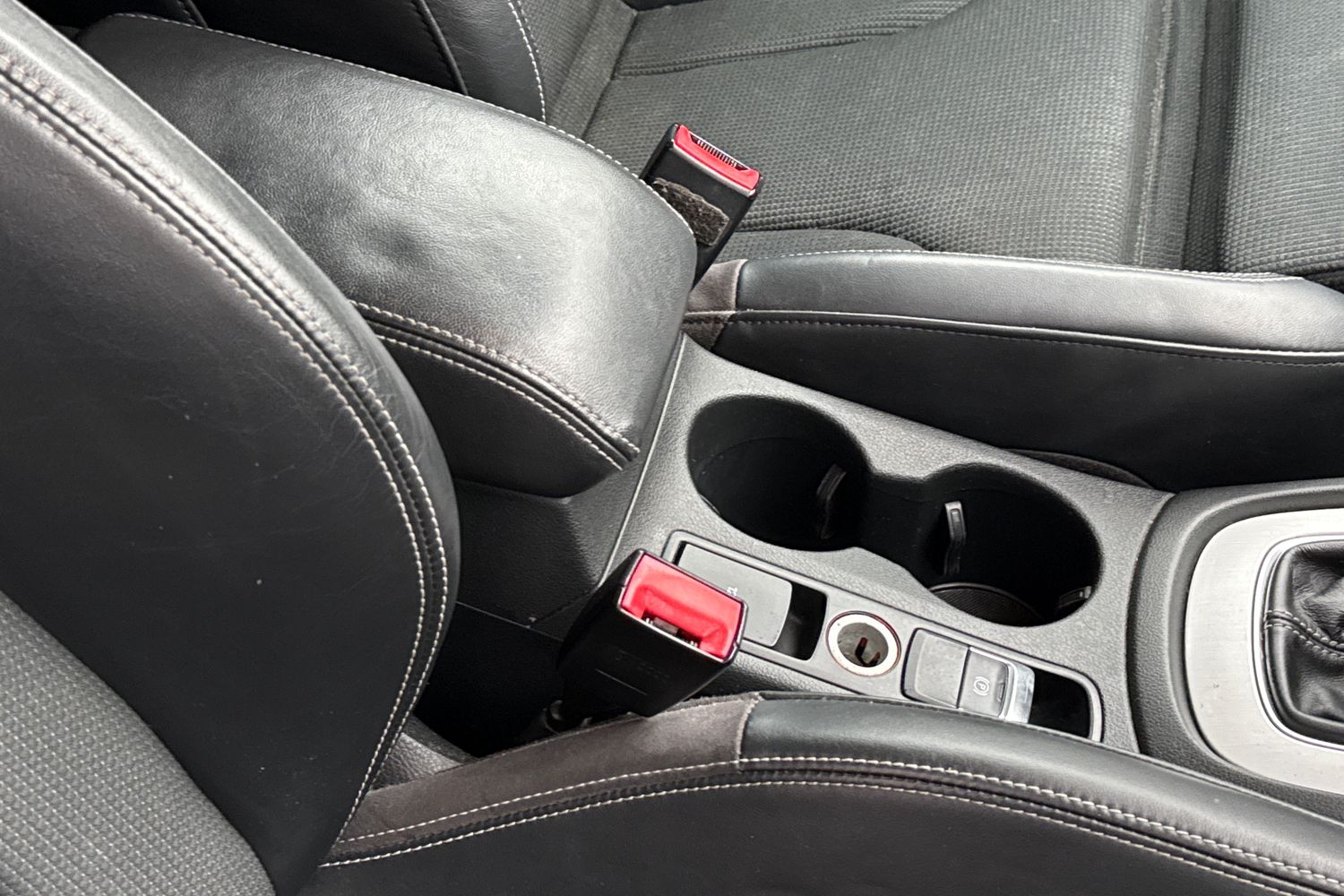 Used Audi Q3 2015 for sale - 77064653: Photo 40