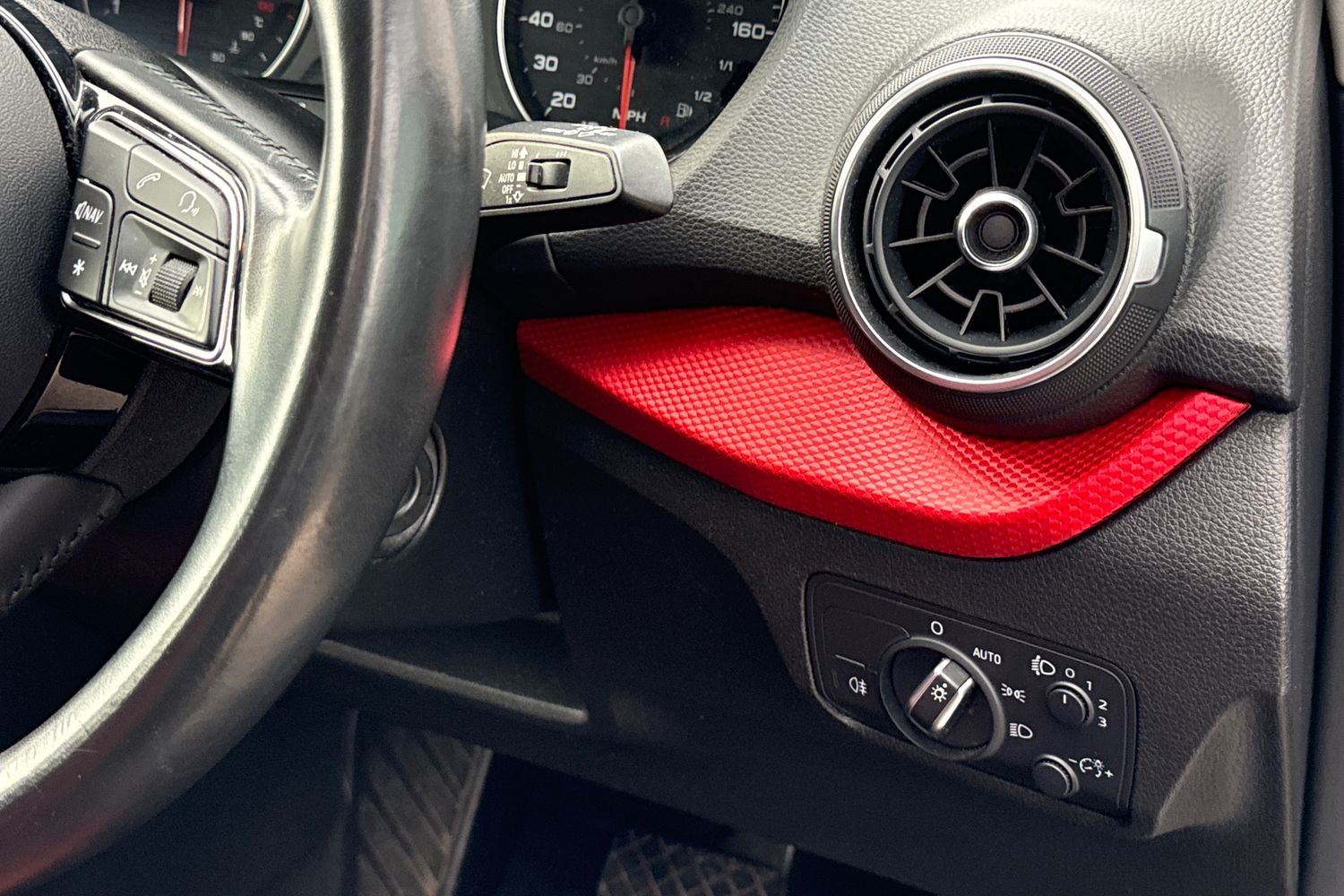 Used Audi Q2 2017 for sale - 77649431: Photo 39