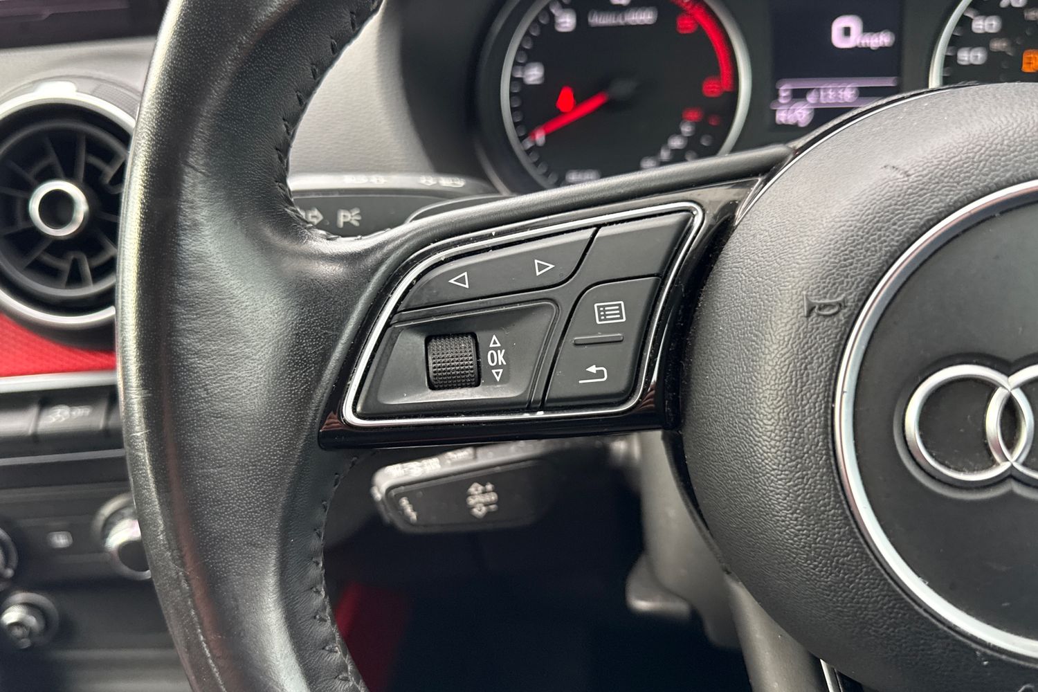 Used Audi Q2 2017 for sale - 77649431: Photo 54