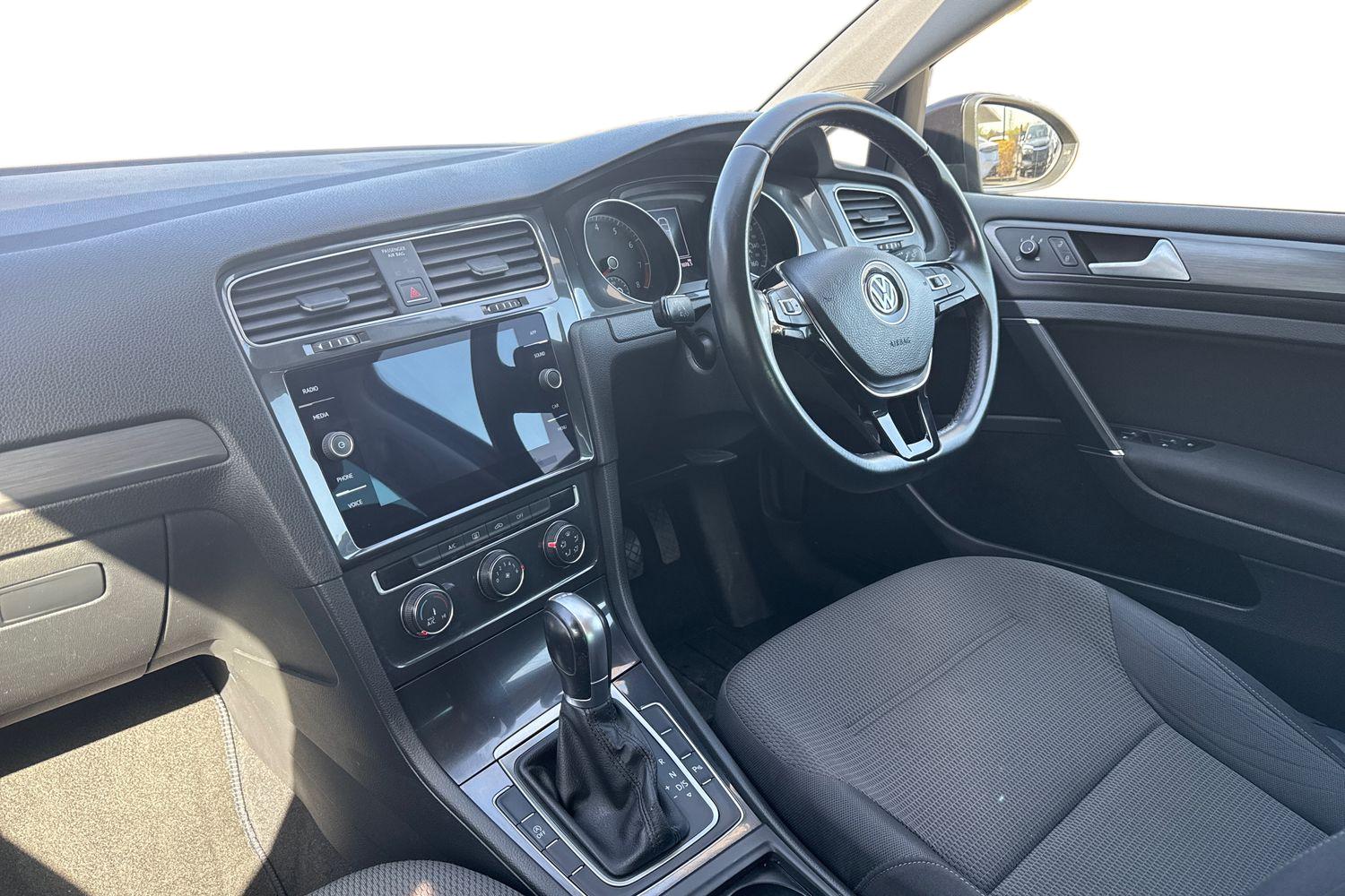 Used Volkswagen Golf 2018 for sale - 78189844: Photo 15