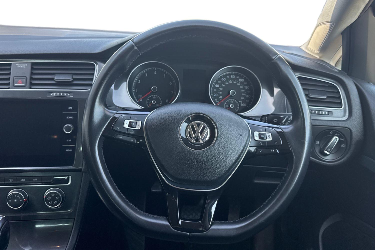 Used Volkswagen Golf 2018 for sale - 78189844: Photo 18