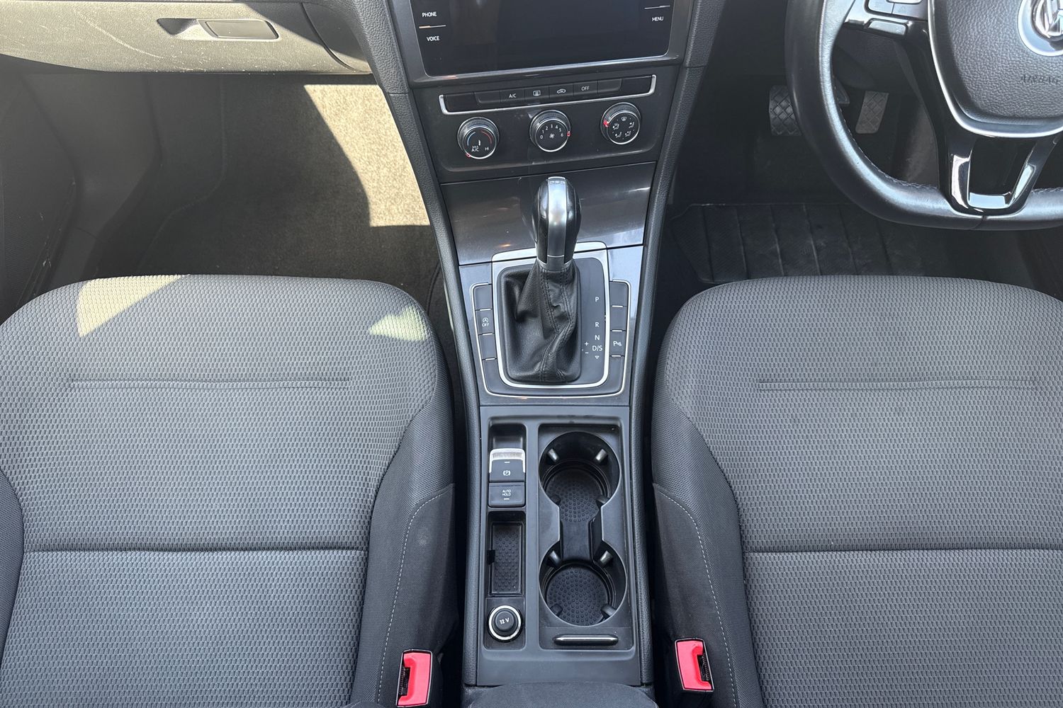 Used Volkswagen Golf 2018 for sale - 78189844: Photo 36