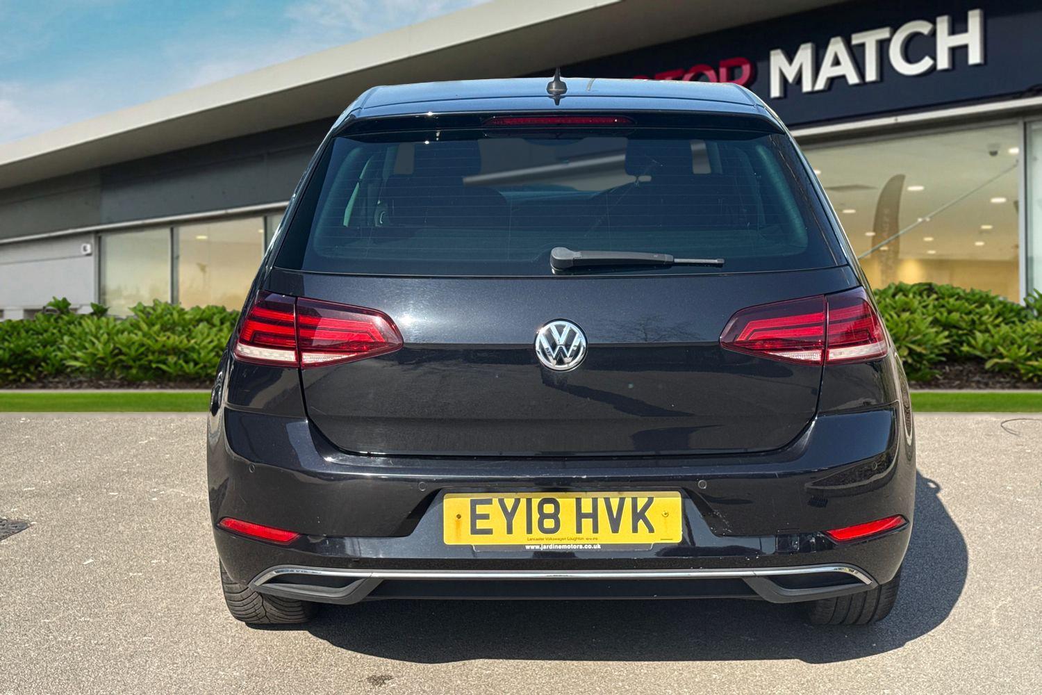 Used Volkswagen Golf 2018 for sale - 78189844: Photo 4