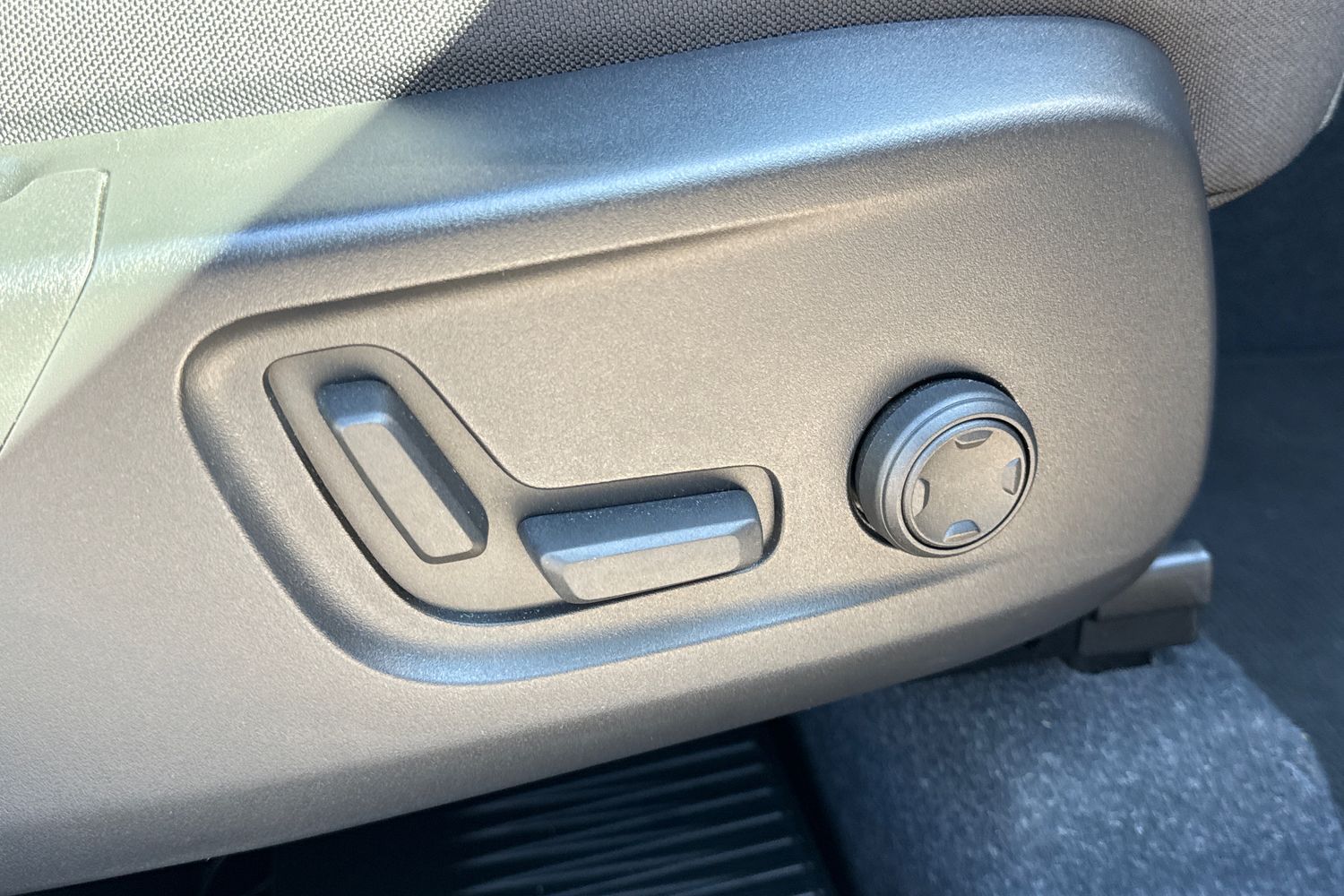 Used Volvo XC40 2023 for sale - 78155046: Photo 28