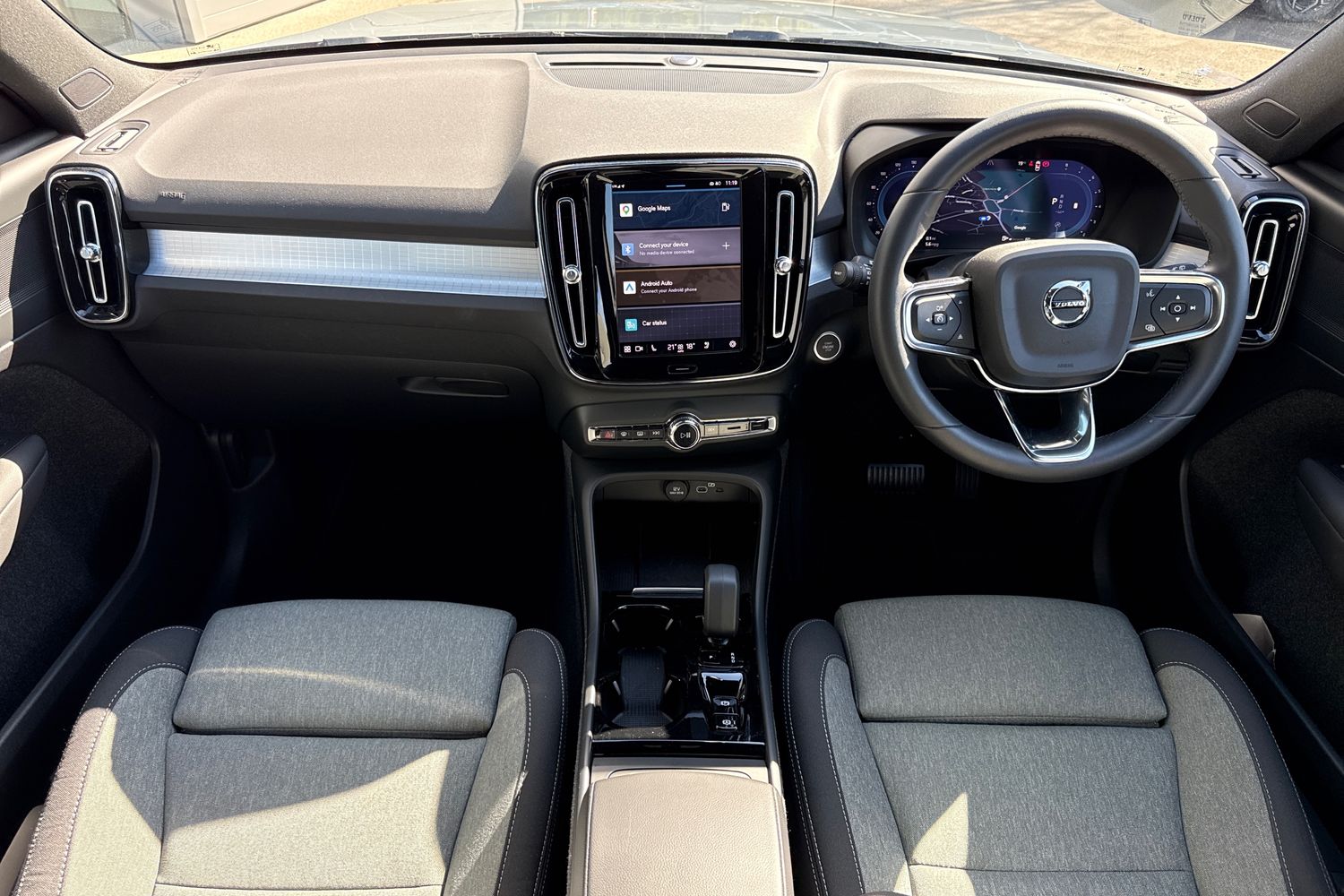 Used Volvo XC40 2023 for sale - 78155046: Photo 39