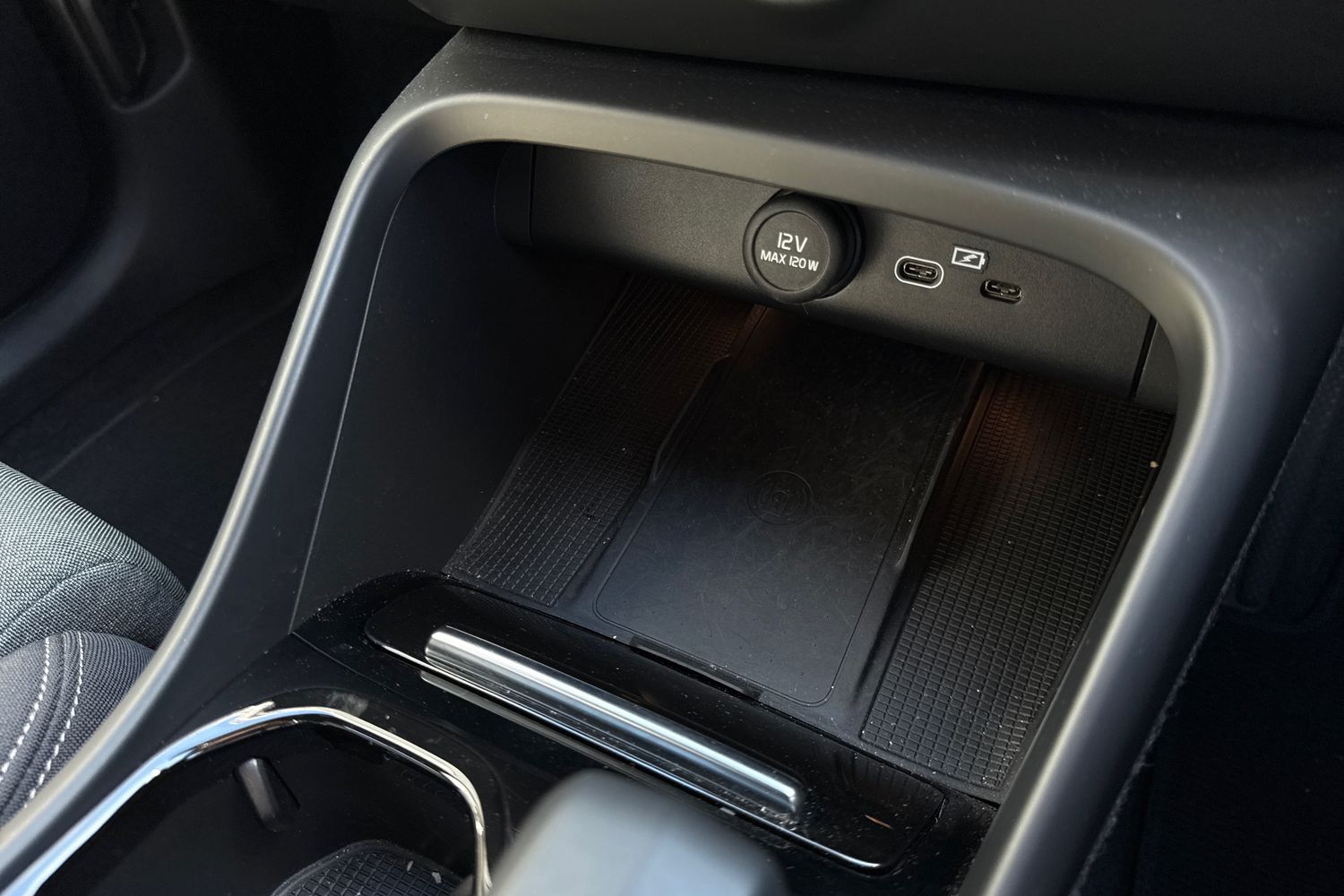 Used Volvo XC40 2023 for sale - 78155046: Photo 52