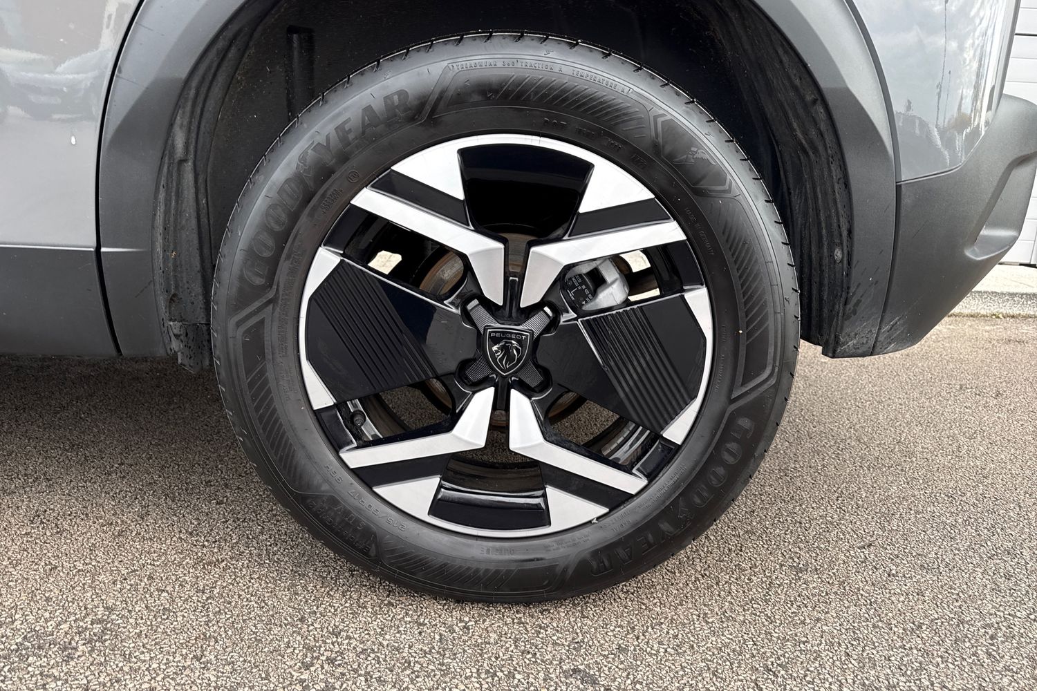 Used Peugeot 2008 2024 for sale - 76844569: Photo 13