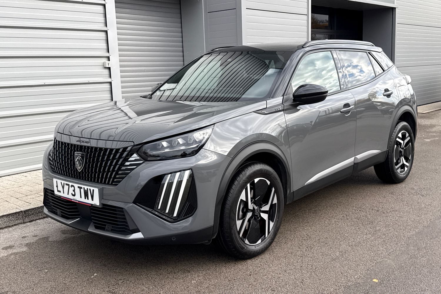 Used Peugeot 2008 2024 for sale - 76844569: Photo 32