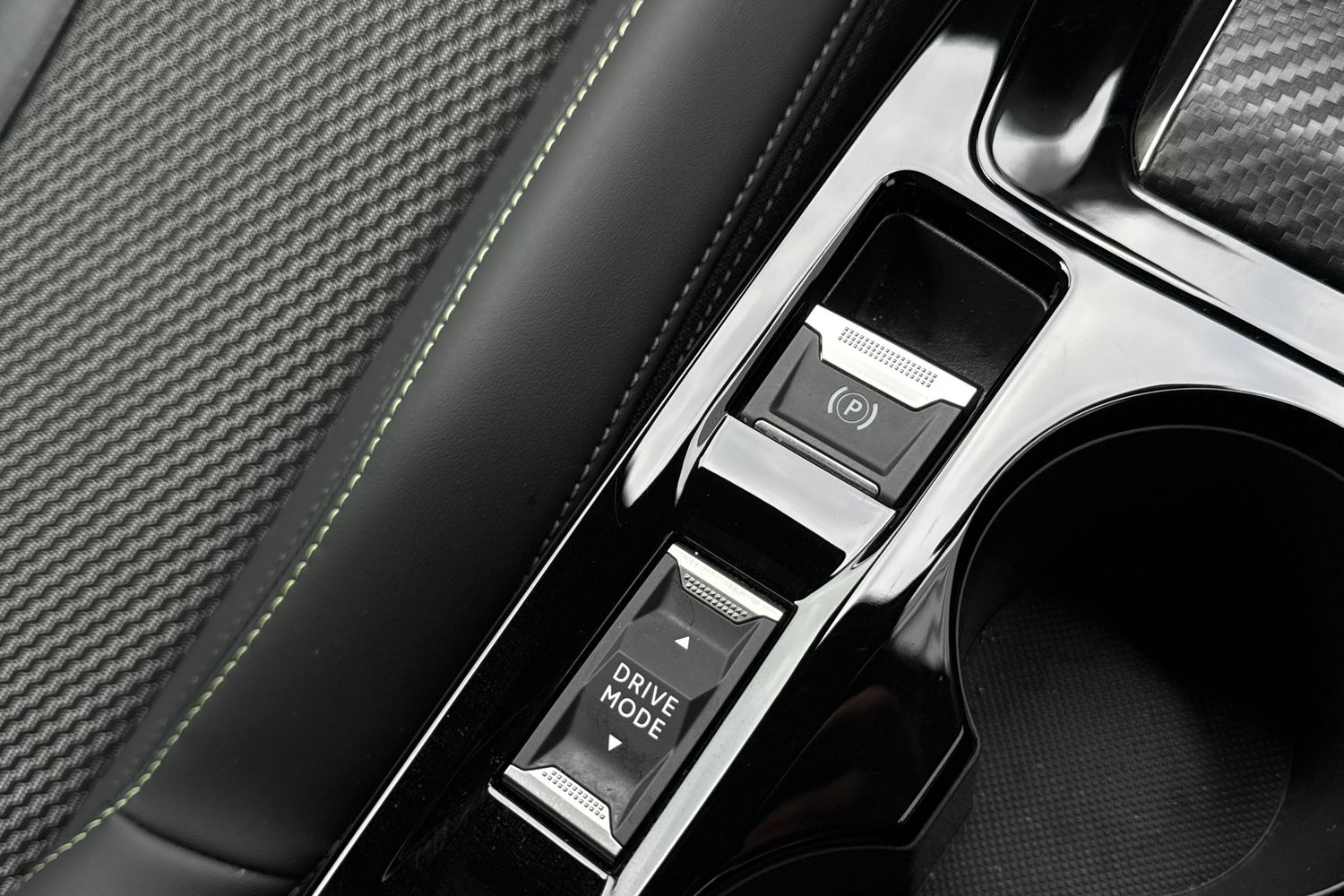 Used Peugeot 2008 2024 for sale - 76844569: Photo 47