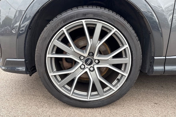 Used Audi Q3 2020 for sale - 76119875: Photo 11