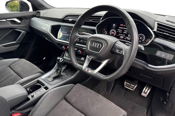 Used Audi Q3 2020 for sale - 76119875: Photo 14