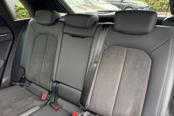 Used Audi Q3 2020 for sale - 76119875: Photo 19