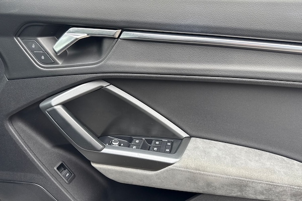 Used Audi Q3 2020 for sale - 76119875: Photo 21