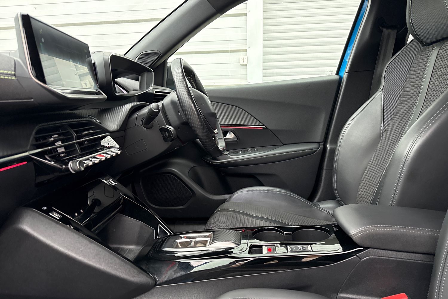 Used Peugeot E-2008 2023 for sale - 77429631: Photo 36