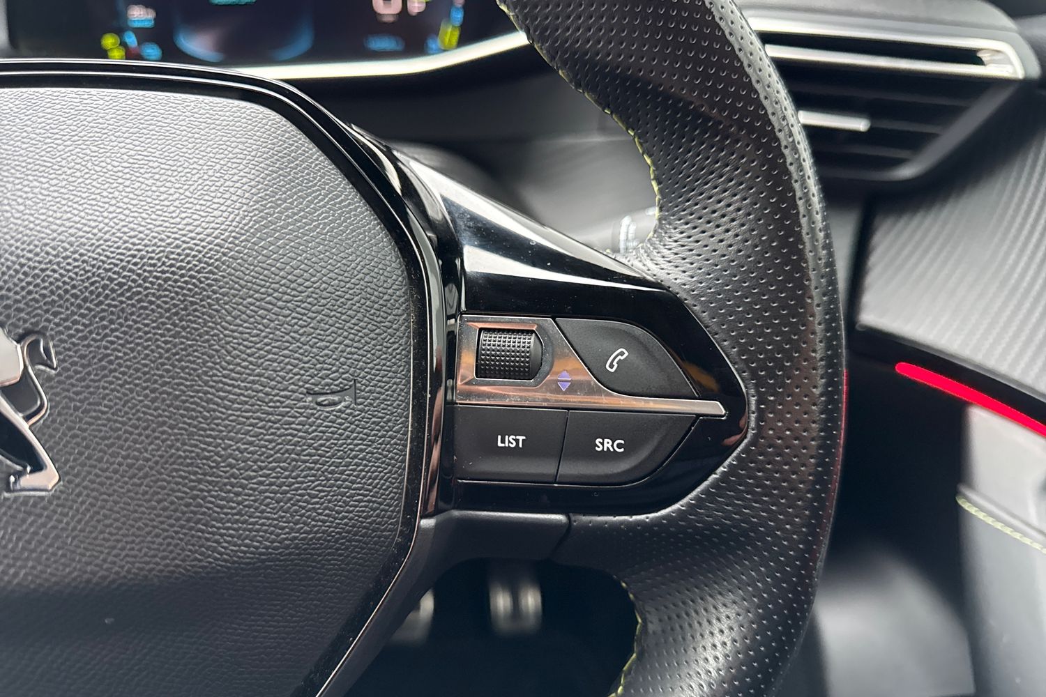 Used Peugeot E-2008 2023 for sale - 77429631: Photo 58