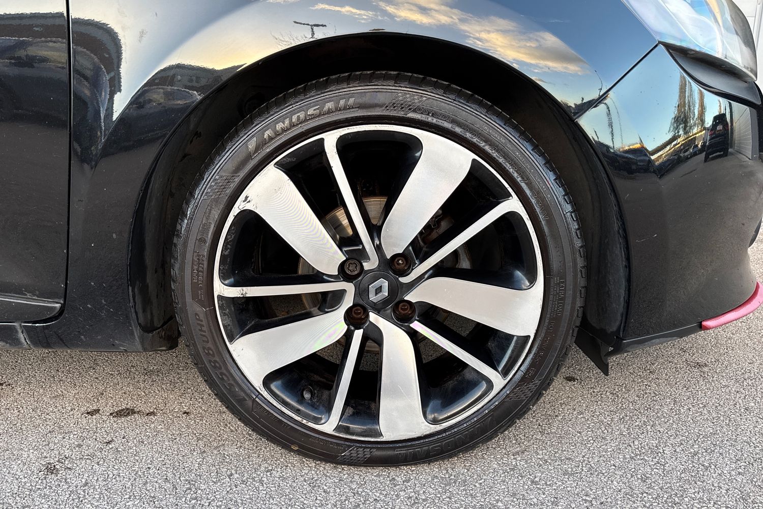 Used Renault Clio 2015 for sale - 76705571: Photo 11