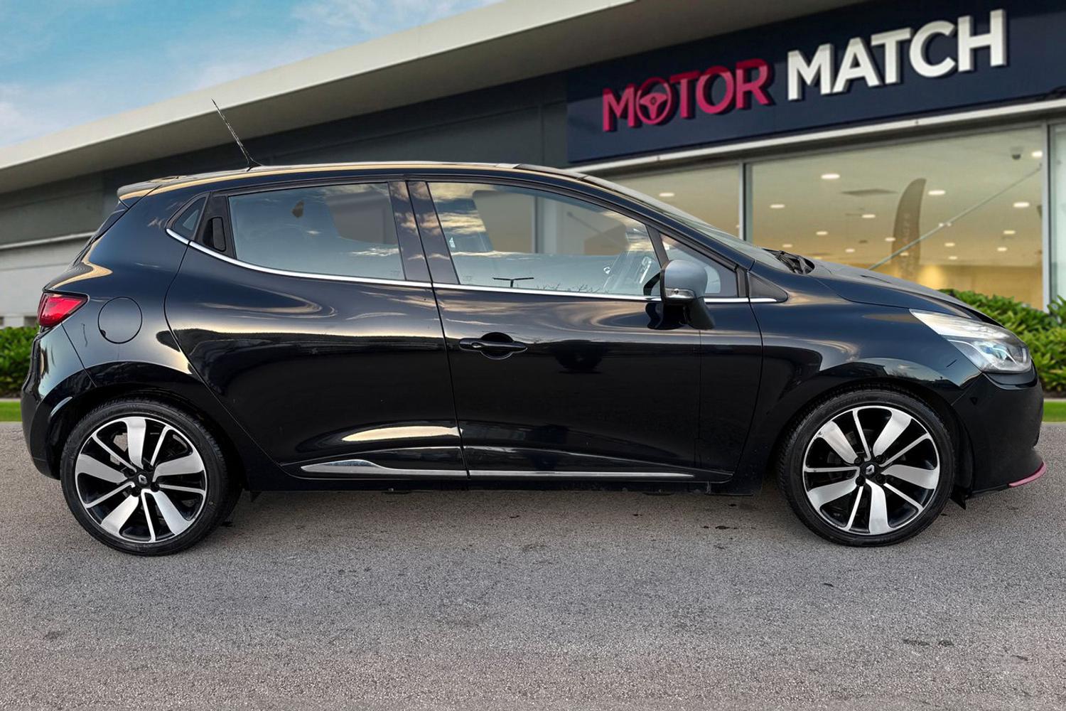 Used Renault Clio 2015 for sale - 76705571: Photo 3