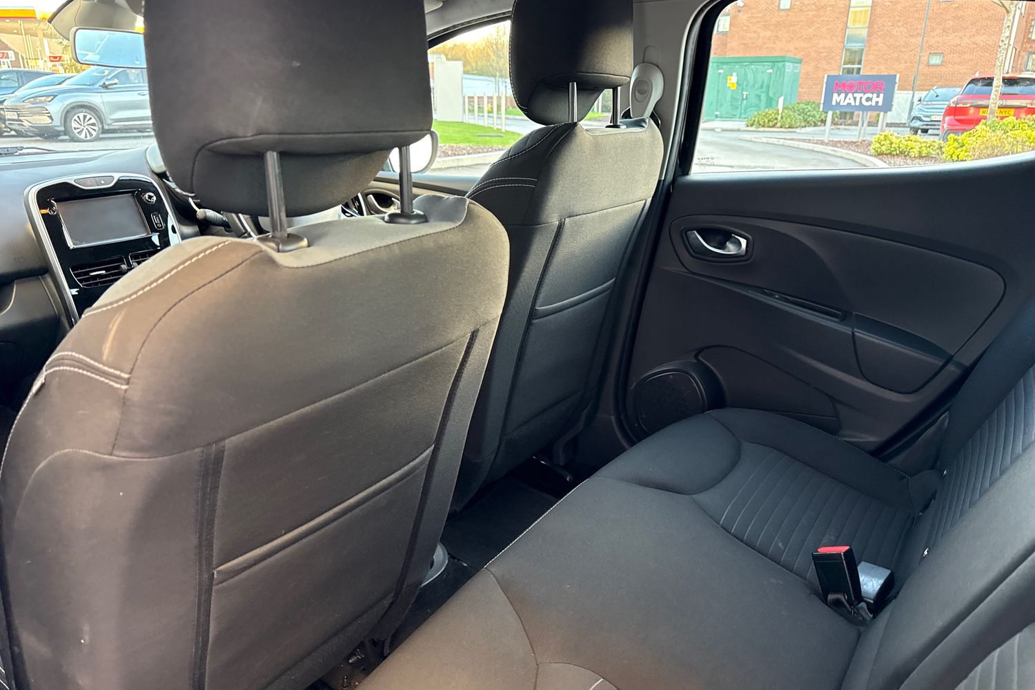 Used Renault Clio 2015 for sale - 76705571: Photo 36