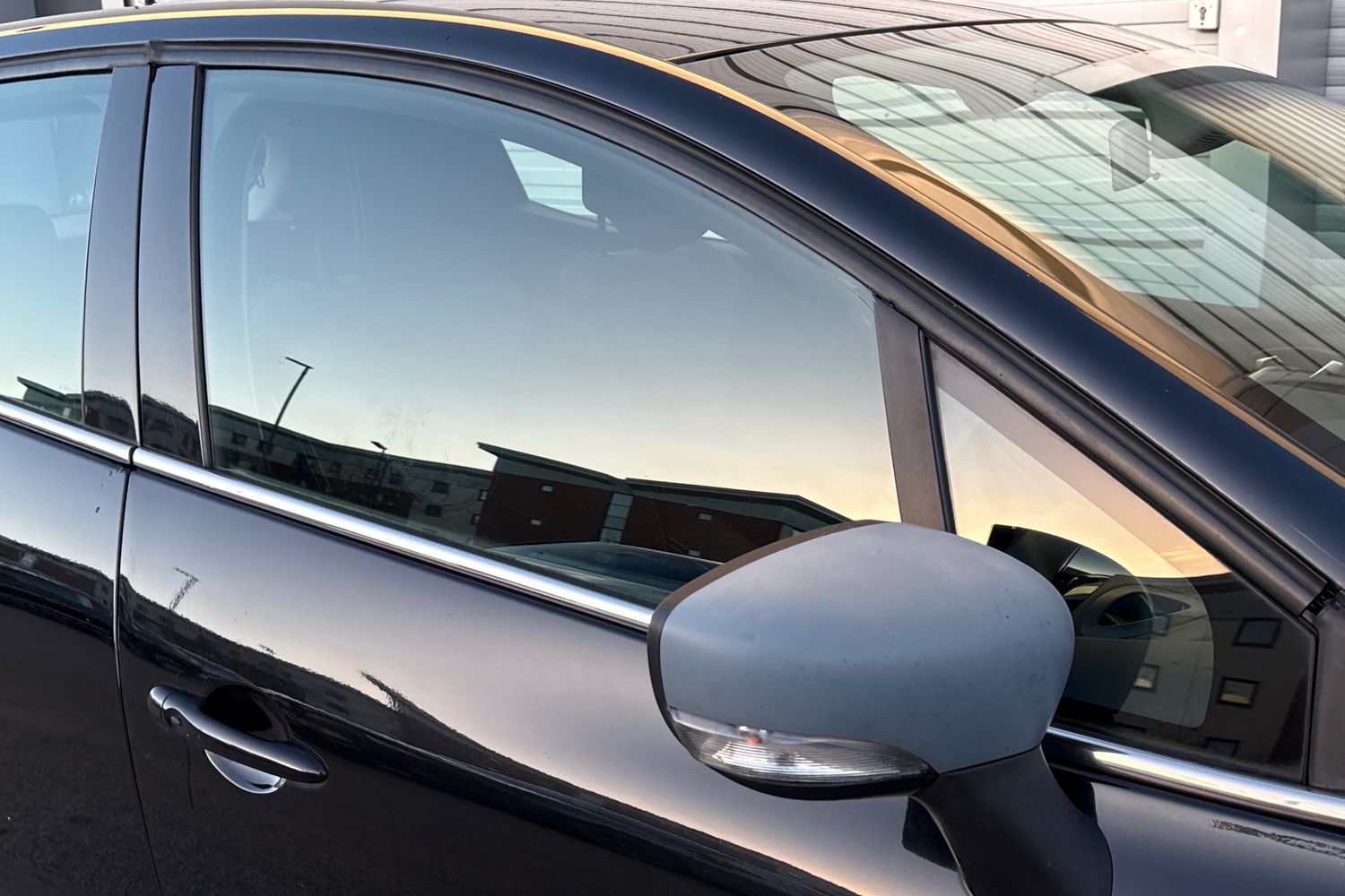 Used Renault Clio 2015 for sale - 76705571: Photo 38