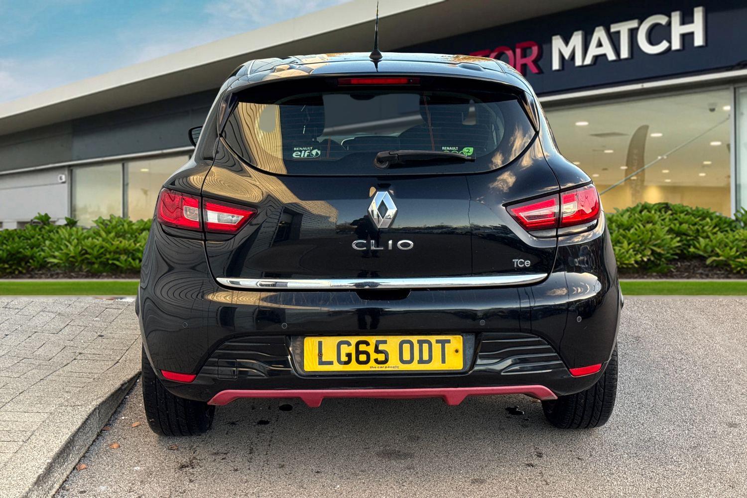 Used Renault Clio 2015 for sale - 76705571: Photo 4