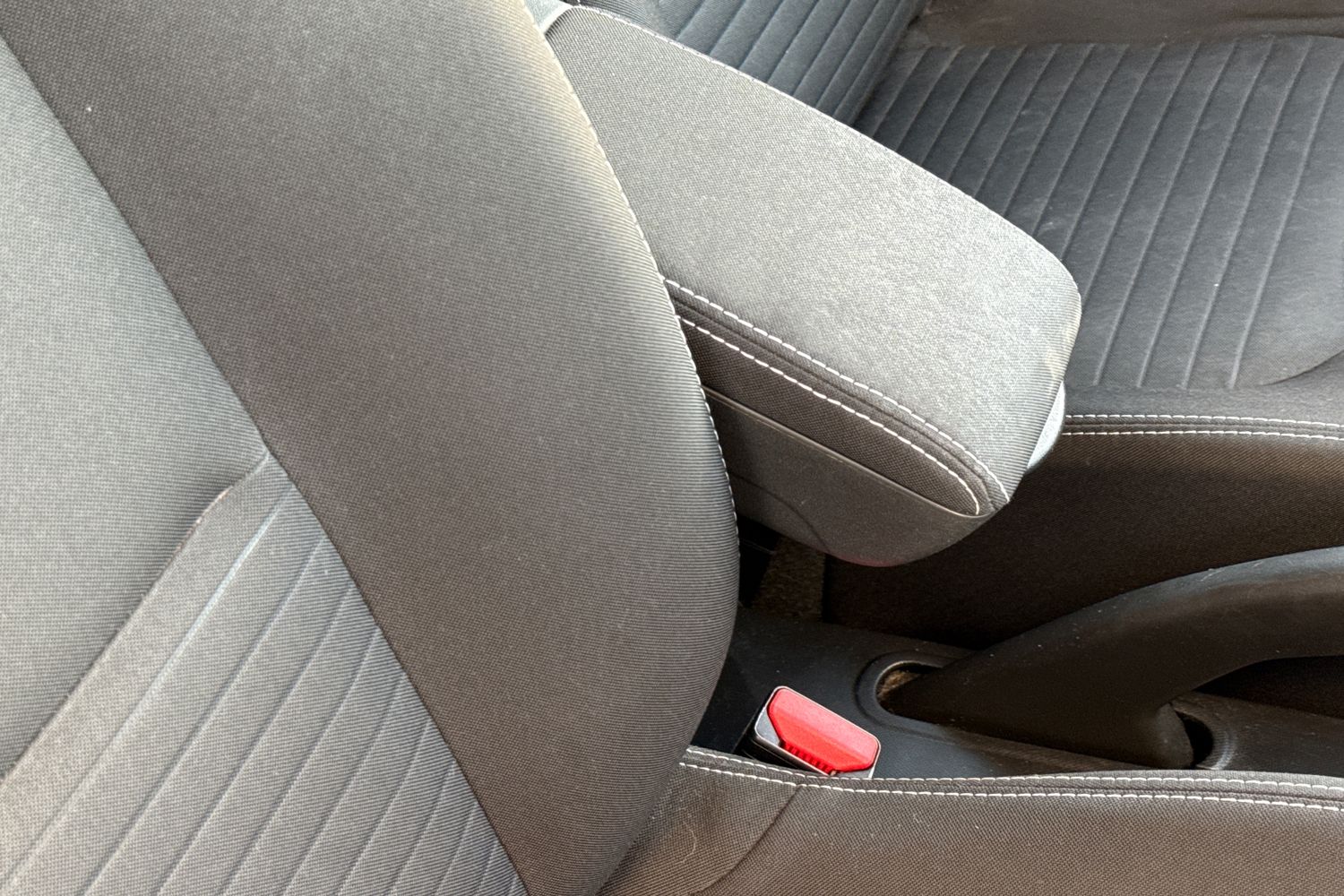 Used Renault Clio 2015 for sale - 76705571: Photo 42