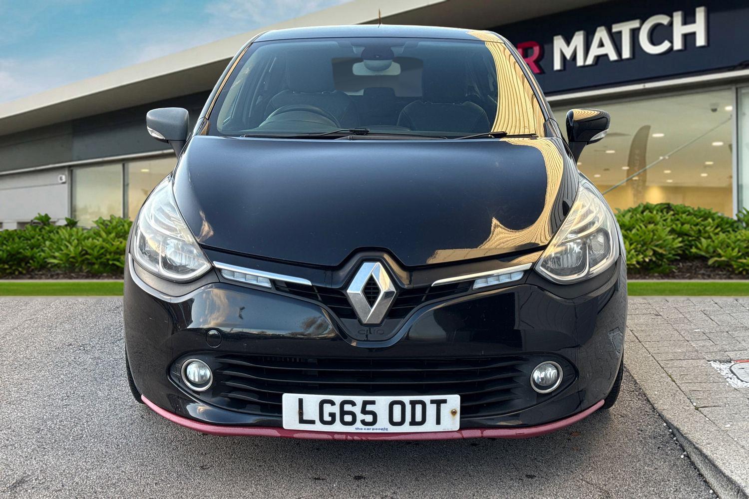 Used Renault Clio 2015 for sale - 76705571: Photo 6